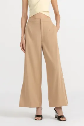 Donna Pleated-Hem Pants in Ecru Beige