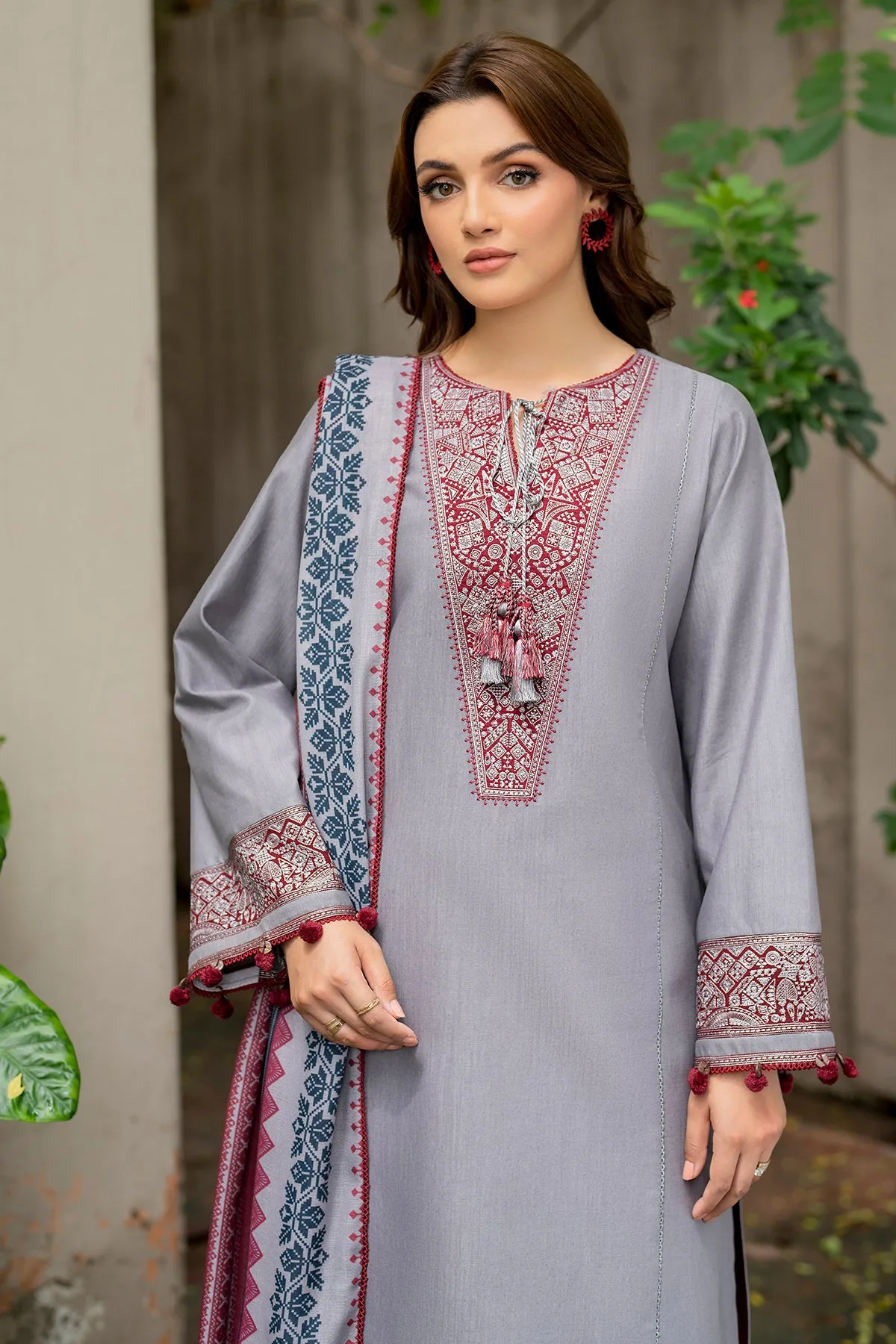 EMBROIDERED KHADDAR RTW-1129